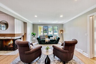 504 Illinois Rd in Wilmette, IL - Building Photo - Building Photo