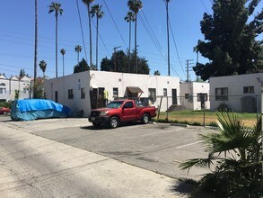 14307 Friar St in Van Nuys, CA - Building Photo - Building Photo