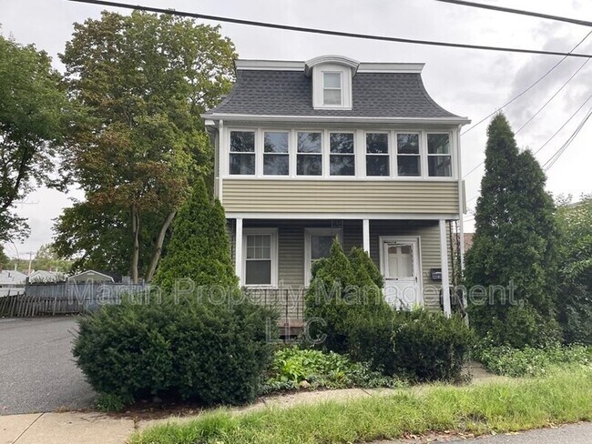 property at 9 Guinan St