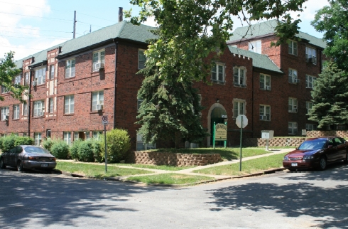 The Green Lodge in Omaha, NE - Building Photo - Building Photo