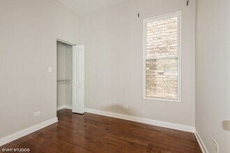 3505 N Sheffield Ave in Chicago, IL - Building Photo - Building Photo