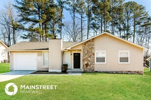 3026 Gwinnstone Cir SW in Snellville, GA - Building Photo