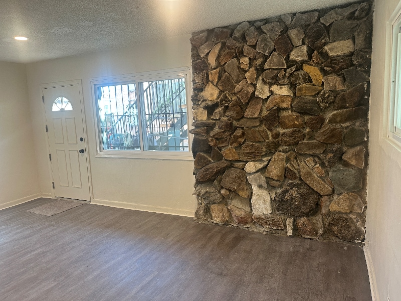 1205 W 97th St in Los Angeles, CA - Building Photo