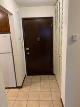 981 St Albans St N in St. Paul, MN - Building Photo - Building Photo