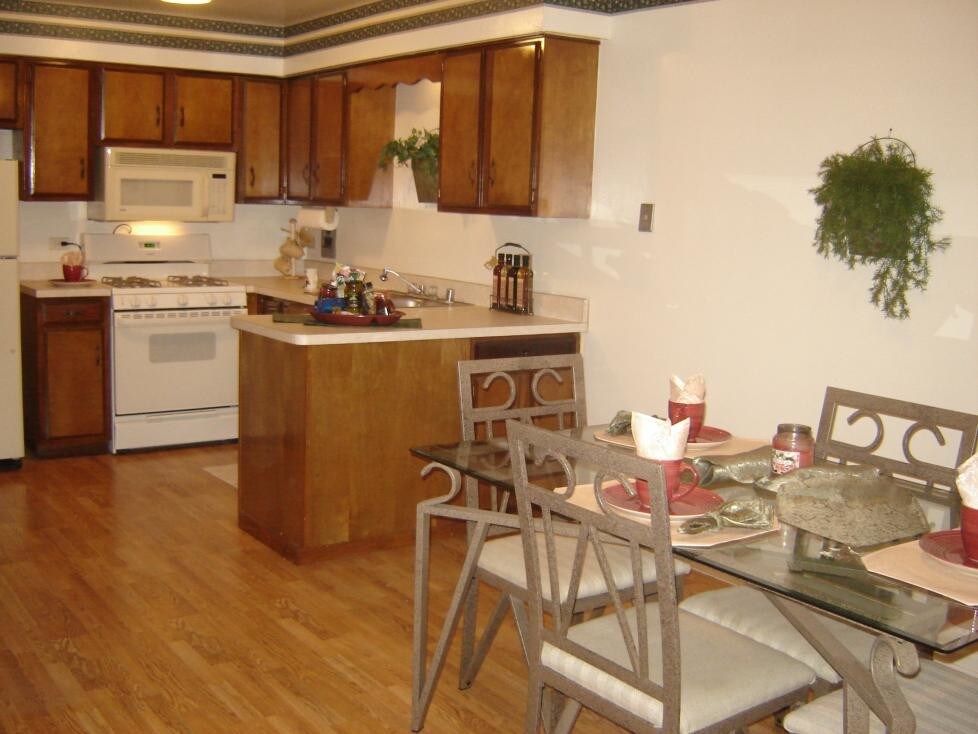 Chablis Apartments Addison, IL Apartments For Rent