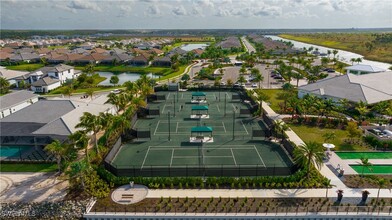 11821 Venetian Lagoon Dr in Ft. Myers, FL - Building Photo - Building Photo