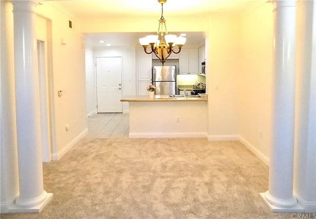 2207 Watermarke Pl, Unit Watermarke Condo in Irvine, CA - Building Photo - Building Photo
