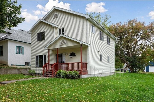 property at 1427 N Morgan Ave