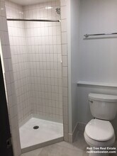 144 Bowdoin St, Unit 23 in Boston, MA - Building Photo - Building Photo