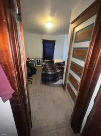 704 Blue Earth St photo'