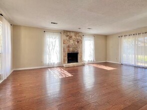 11706 Birchbark Trail in Austin, TX - Building Photo - Building Photo