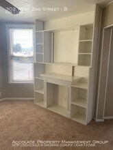 302 W 2nd St-Unit -B in Cle Elum, WA - Foto de edificio - Building Photo