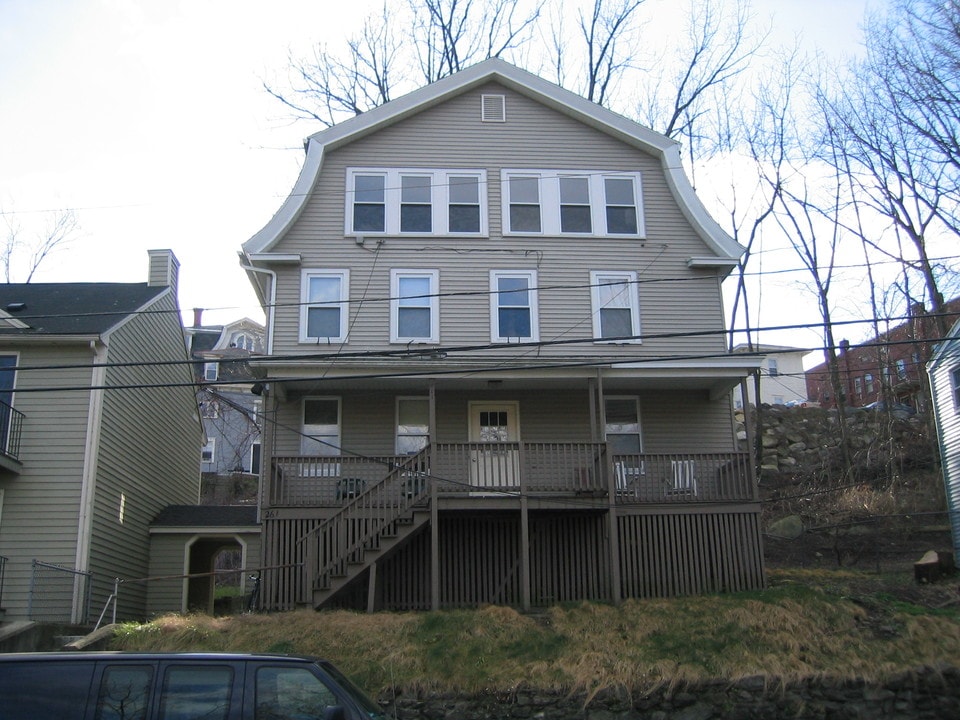 261 Stackpole St in Lowell, MA - Foto de edificio