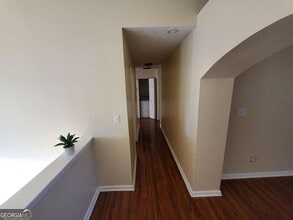 5450 Twin Lakes Dr, Unit 226-226-E in College Park, GA - Building Photo - Building Photo