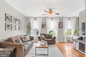 449 Wistar Pl in Glassboro, NJ - Building Photo - Building Photo