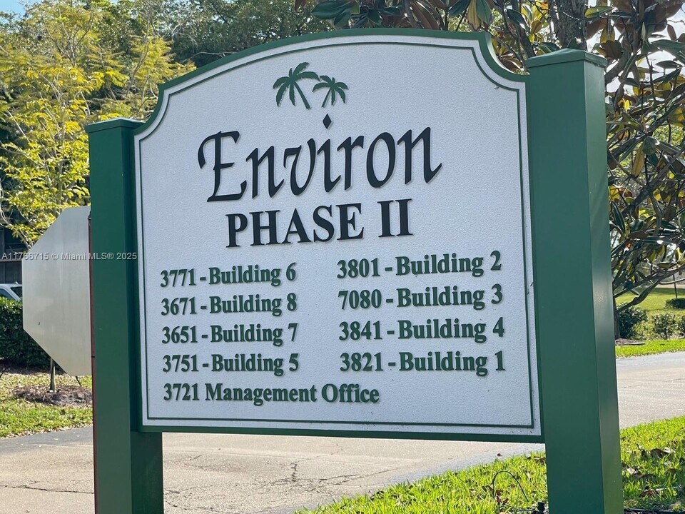 3771 Environ Blvd in Lauderhill, FL - Building Photo