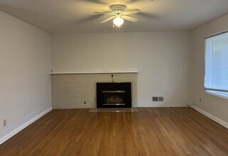 1595 23rd St NE in Salem, OR - Building Photo - Building Photo