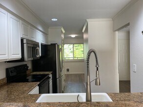 410 2nd Ave S in Kirkland, WA - Building Photo - Building Photo