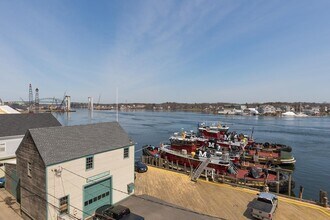 111 Market St in Portsmouth, NH - Building Photo - Building Photo