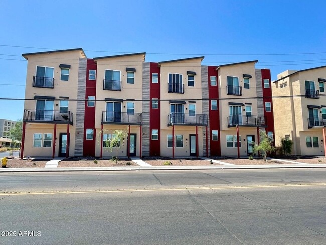 property at 150 S Horne