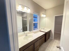 35542 Sparrow Nest Wy in Zephyrhills, FL - Building Photo - Building Photo