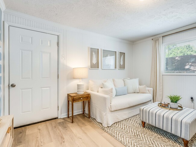 property at 2203 DeLesseps Ave