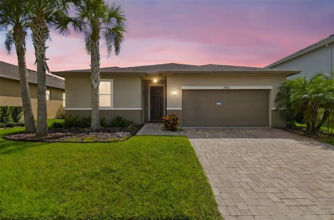 12072 Lake Blvd in New Port Richey, FL - Building Photo - Building Photo