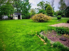 551 S Royal St in East York, PA - Foto de edificio - Building Photo