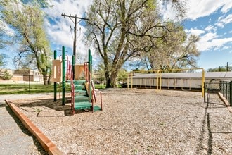 The Estates At Cheyenne Blvd in Colorado Springs, CO - Building Photo - Building Photo