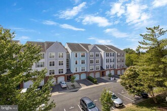 271 S Pickett St-Unit -302 in Alexandria, VA - Building Photo - Building Photo