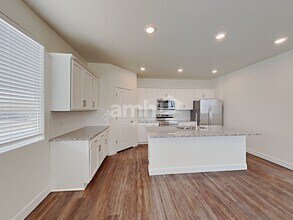 5966 Verdigris Dr in West Jordan, UT - Building Photo - Building Photo