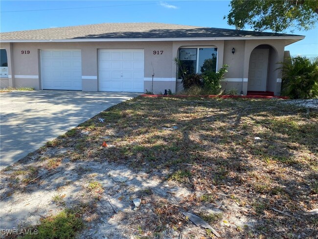 property at 919 Cape Coral Pkwy W