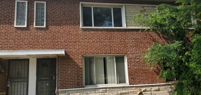 property at 2400 E 103rd St