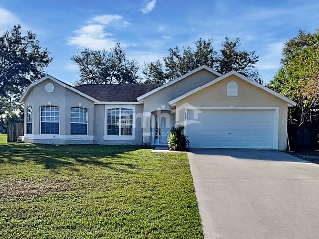 property at 558 Hatcher St SE