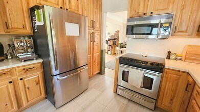 4415 Amick Ave in Des Moines, IA - Building Photo - Building Photo