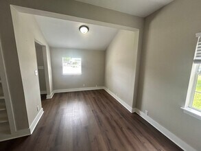 1116 Michigan Ave in Lynn Haven, FL - Foto de edificio - Building Photo