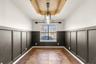 3701 Oakmont Dr in Midland, TX - Foto de edificio - Building Photo