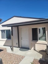 1830 W Oraibi Dr, Unit Oraibi Condo in Phoenix, AZ - Building Photo