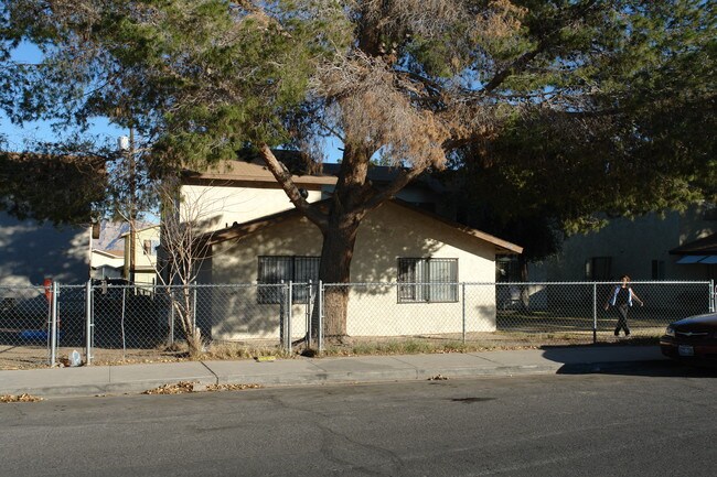 Bruce Gardens in Las Vegas, NV - Foto de edificio - Building Photo