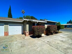 3619 Camden Ave in San Jose, CA - Foto de edificio - Building Photo