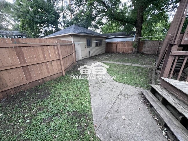 3551 Grimes Ave N in Minneapolis, MN - Building Photo - Building Photo