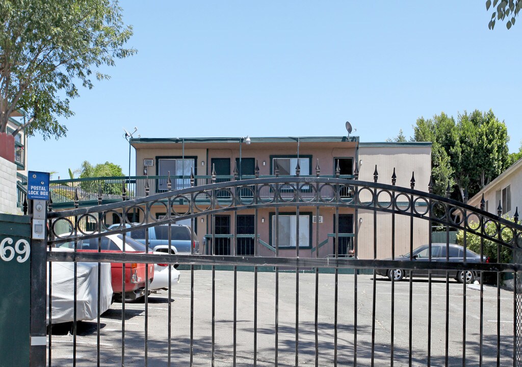 Lemona Avenue Apartments in San Diego, CA - Building Photo