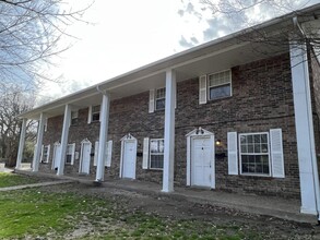 422 Brown St in Little Rock, AR - Building Photo - Building Photo