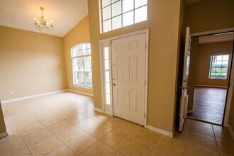 421 Lockbreeze Dr in Davenport, FL - Building Photo - Building Photo