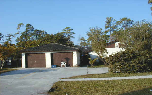 1105 Hyacinth Pl in West Palm Beach, FL - Foto de edificio