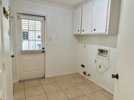 10902 Olympia Dr in Houston, TX - Building Photo