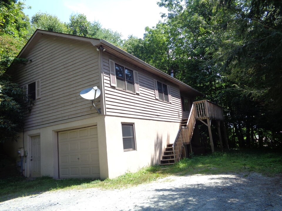 130 Stoneybrook Ct in Boone, NC - Building Photo