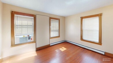 24 Alpine St, Unit #2 in Boston, MA - Building Photo - Building Photo