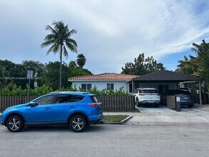 523 S 16th Ave in Hollywood, FL - Building Photo - Building Photo
