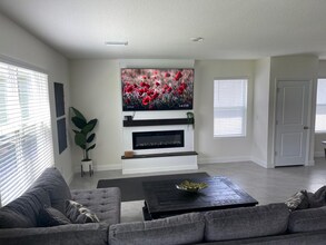 2771 Common Fig Run in Wesley Chapel, FL - Foto de edificio - Building Photo